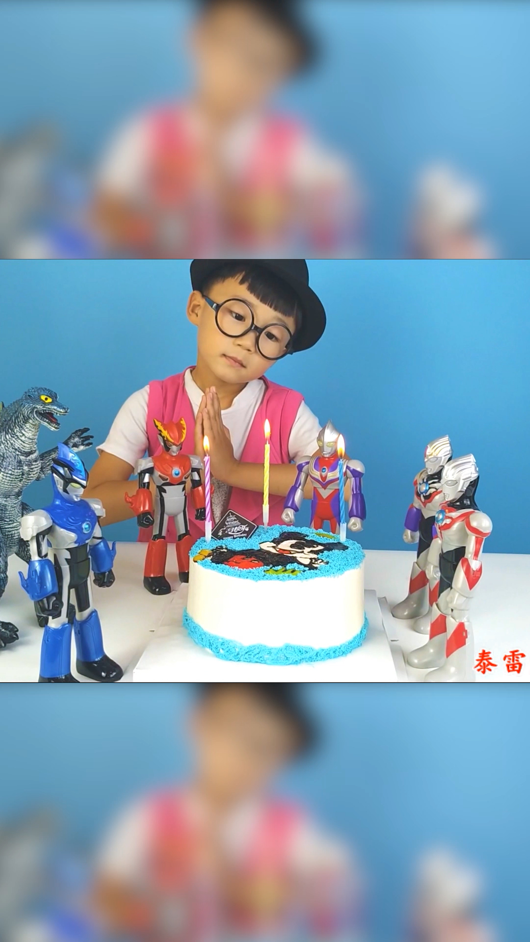 小泽给奥特曼们过生日,还一起唱生日快乐歌,一起分享吃蛋糕。