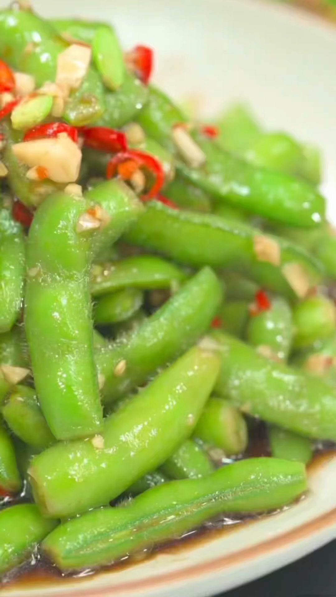 #美食#凉拌毛豆这样做,好吃入味,翠绿爽口。
