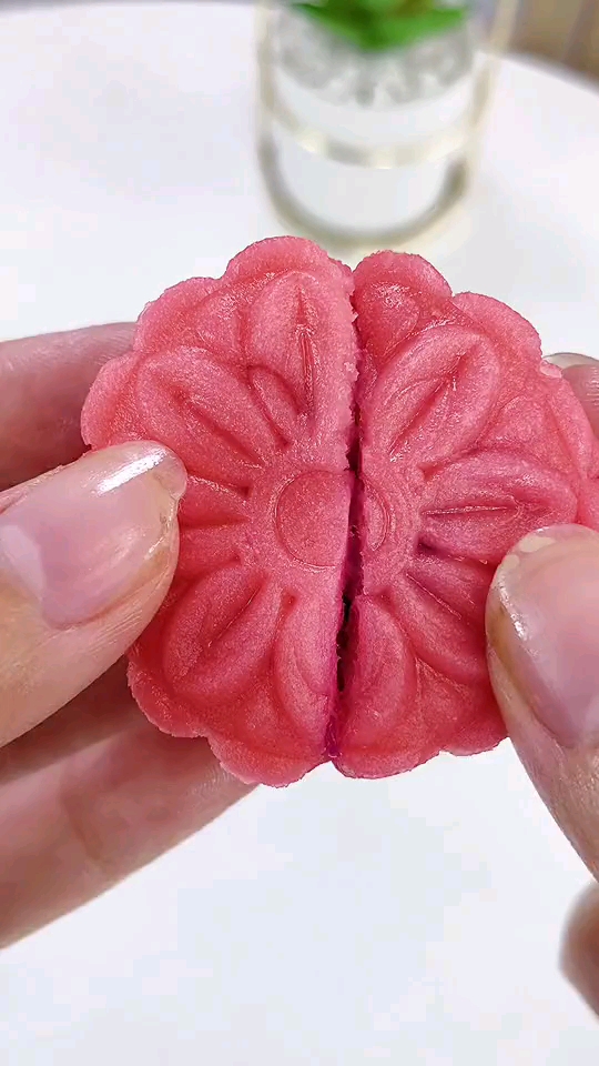 教大家一个快速制作月饼的小技巧冰皮月饼哦