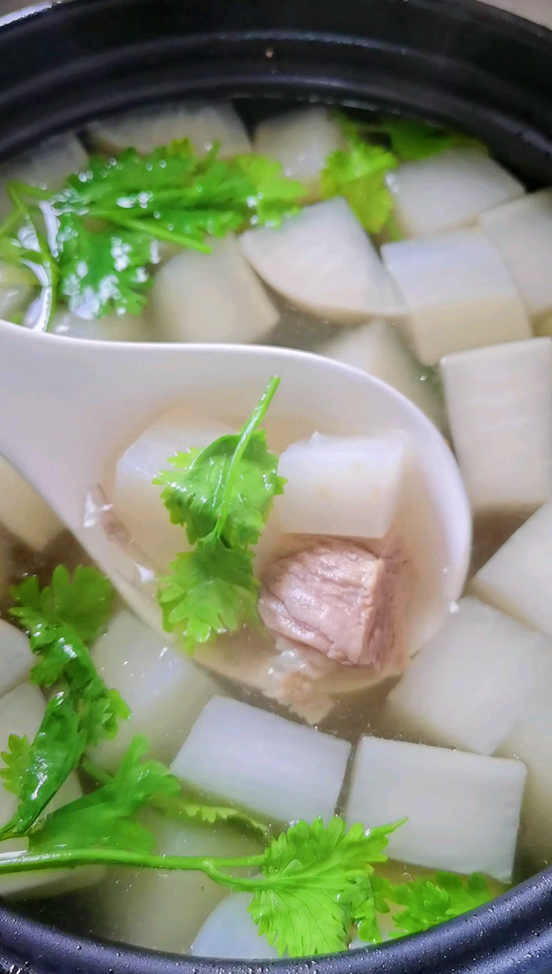 #家乡特色美食#简单的白萝卜炖牛肉,不仅营养价值高,味道也很美哦