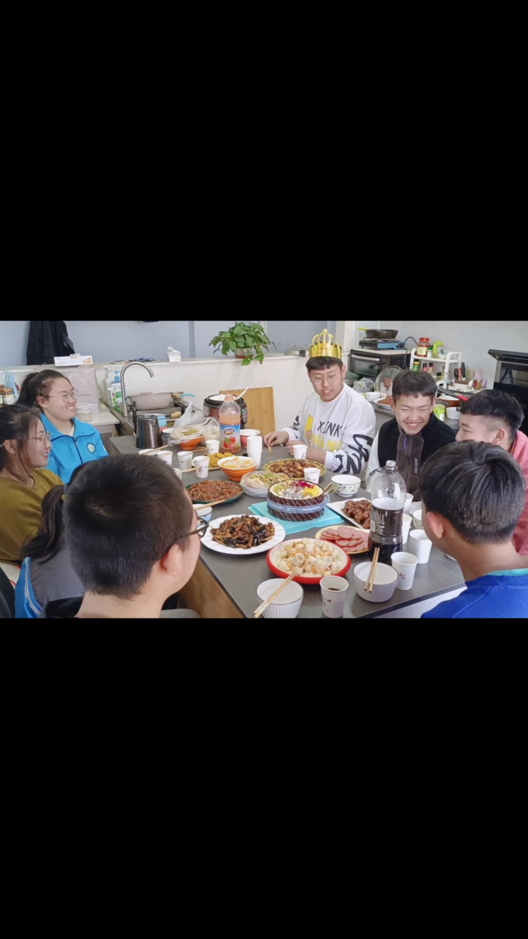儿子生日,老爸做“红烧肉”“可乐鸡翅”,做法详细讲解,收藏了