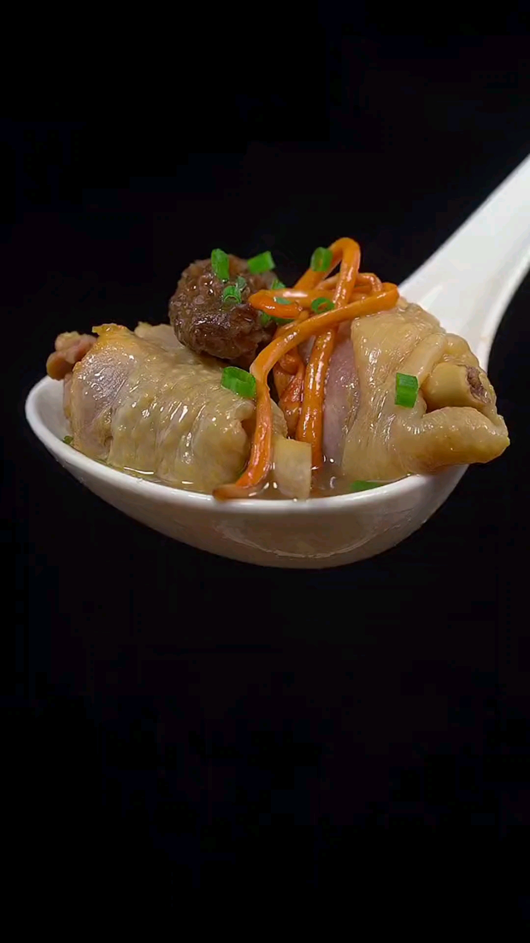 #美食#菌菇鸡汤这样做,汤鲜味美,太好吃了