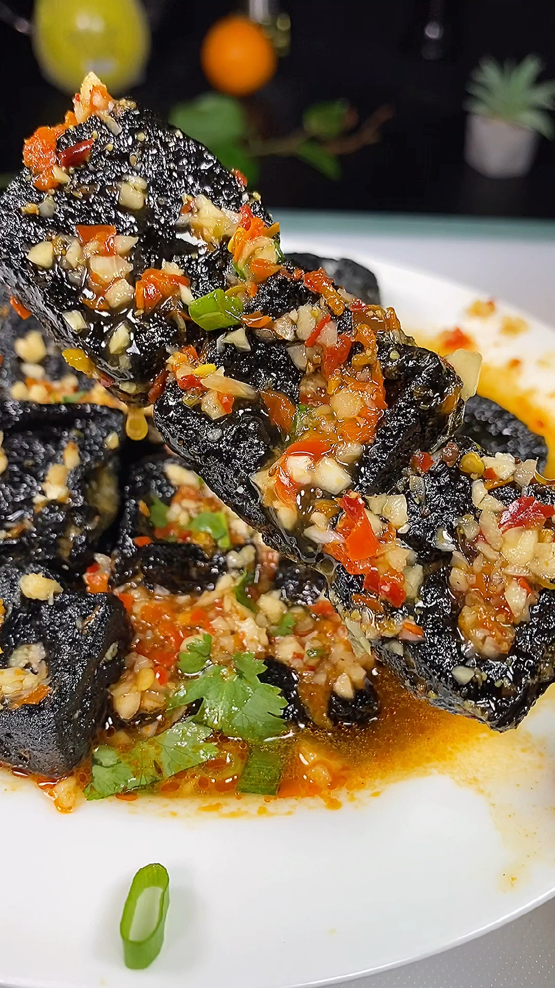 我必须在家自己做#臭豆腐因为小吃摊上的吃完就拉肚子～有跟我一样的吗?
