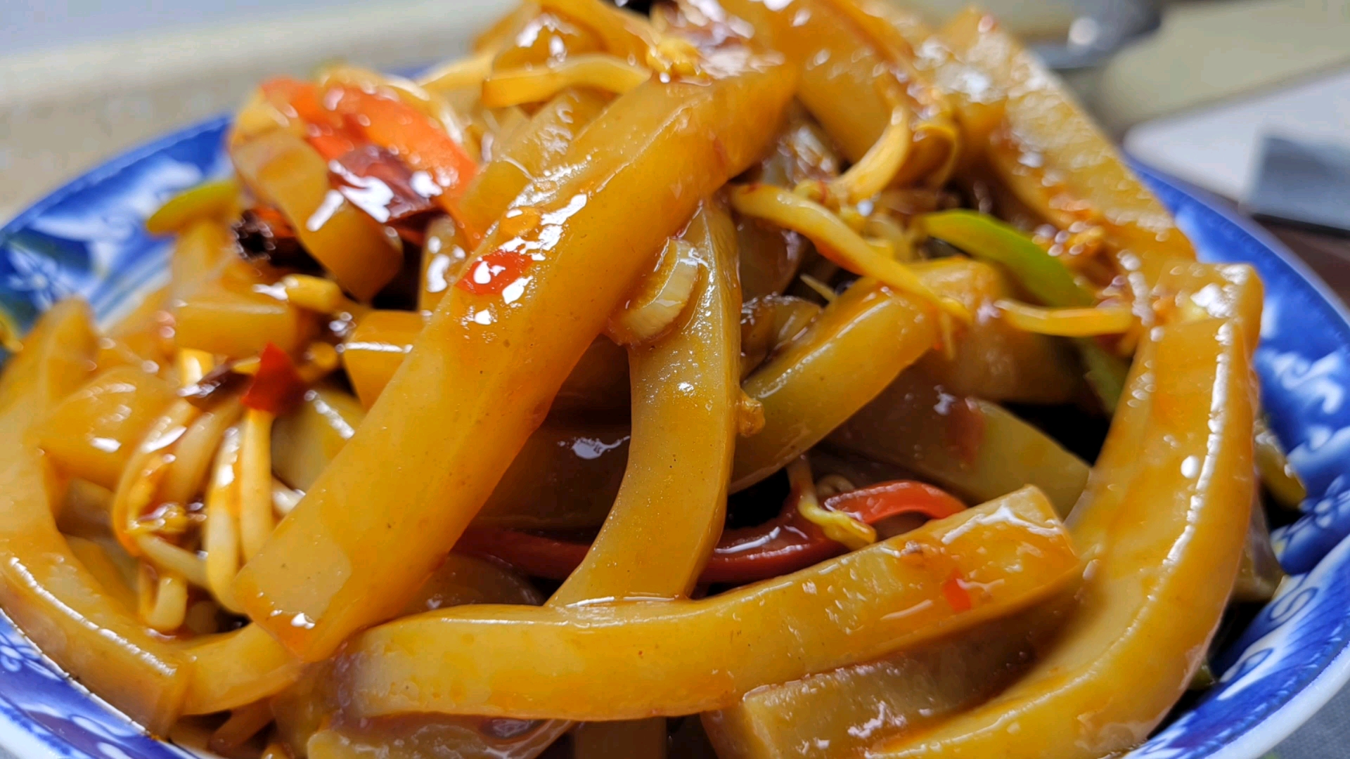 #在家做个拿手菜#魔芋豆腐最简单的做法,香辣鲜香,隔着屏幕都想吃