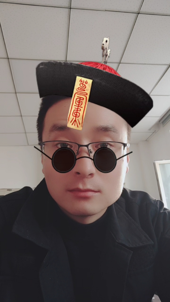 #情侣匹配挑战#憨憨敬礼吗?还是僵小鱼