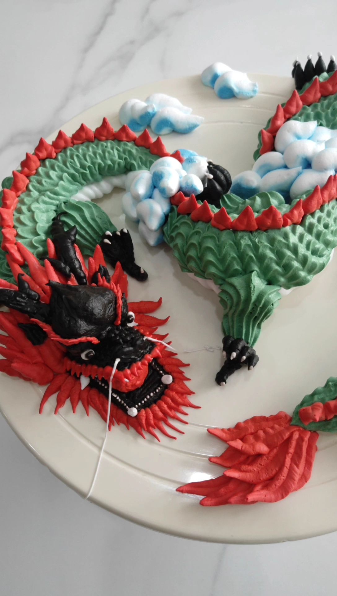 #寻找最牛手艺人#还有多少会生肖和陶艺的蛋糕师呢,只能作为怀念了…