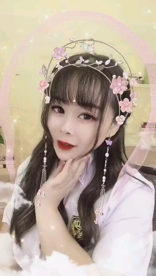 没人疼,没人爱我是一棵小白菜,没人关注没守护,呜呜呜