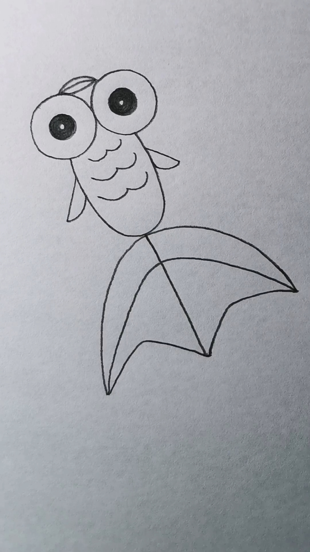小金鱼易学的简单画法。