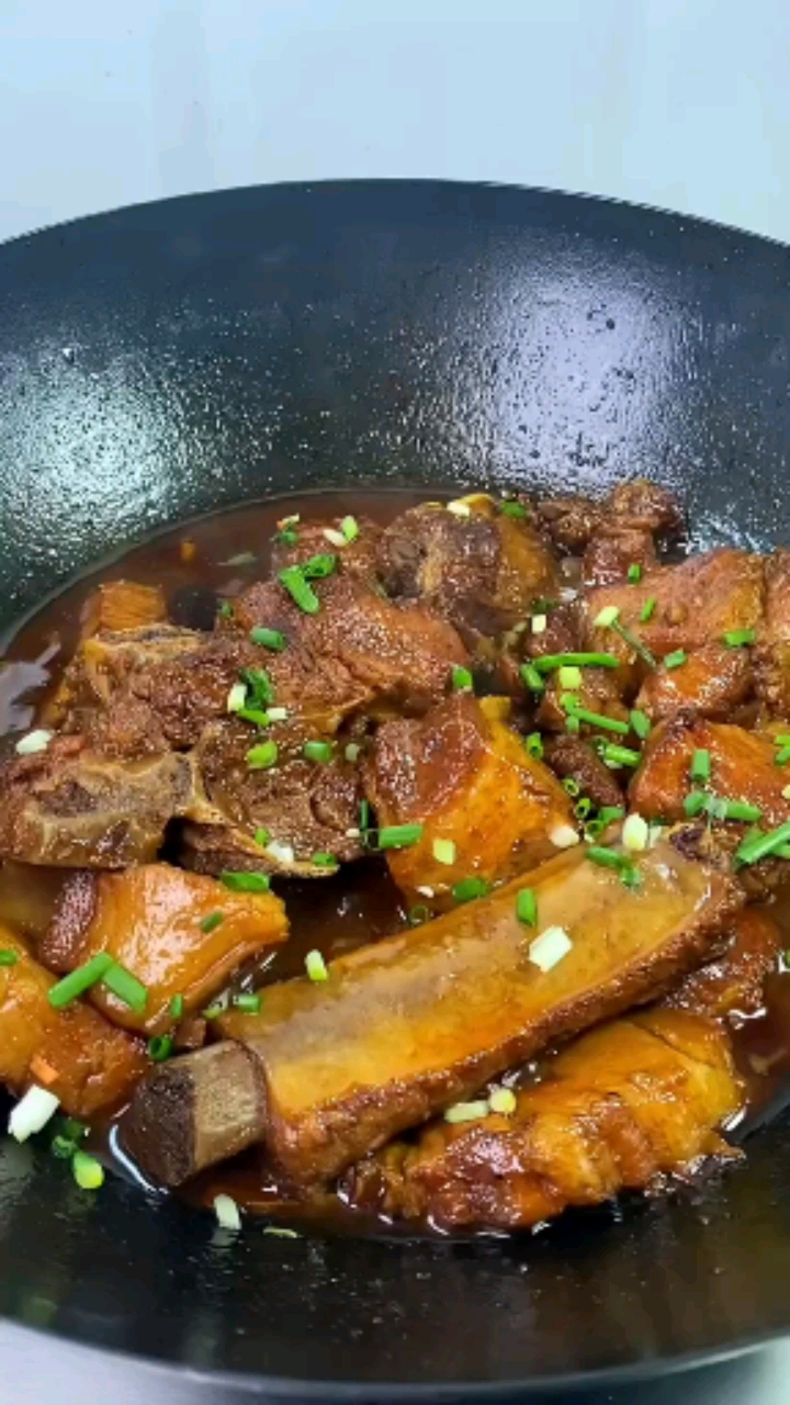 红烧肉最简单做法,口感软糯,肥而不腻