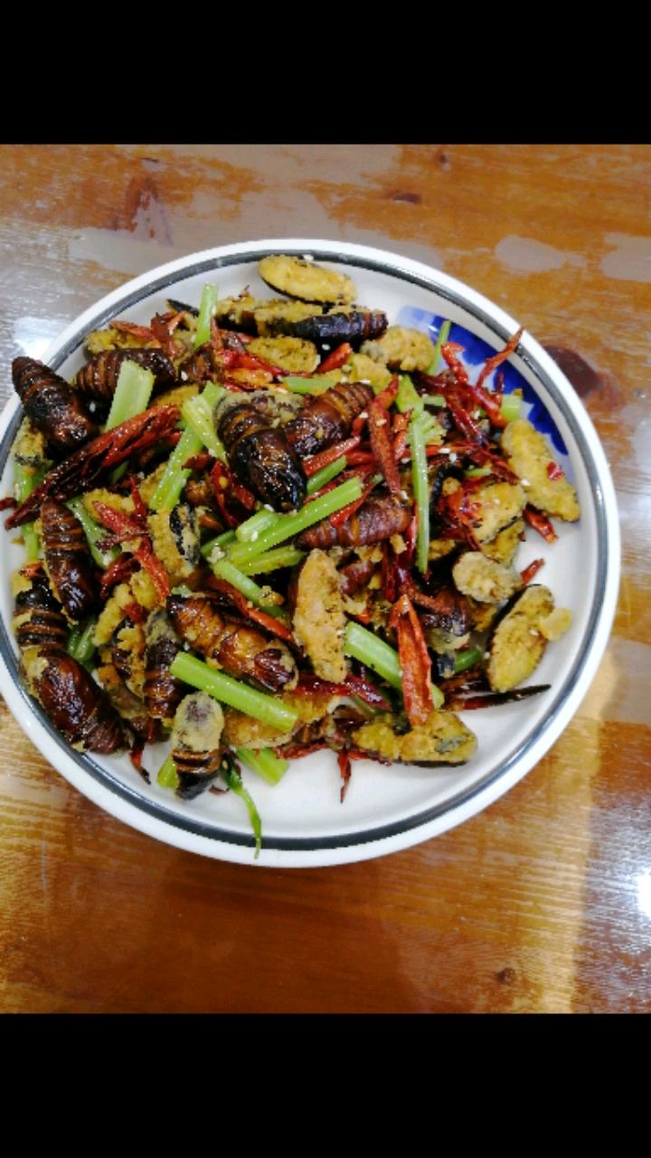 英兰锅包肉特色