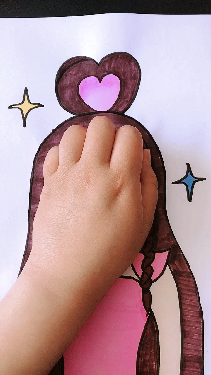 #简单画#手掌画小美女