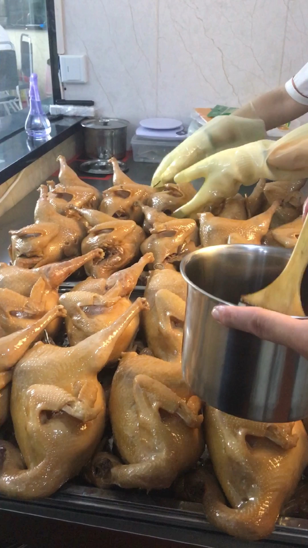 #麻椒鸡#年龄已经摆在这了,该不该经历的都经历了,接下来只要不si就往死里折腾,加油