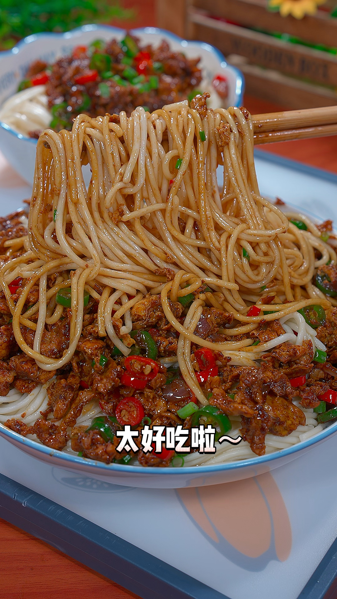 鸡蛋炸酱面,太香啦～