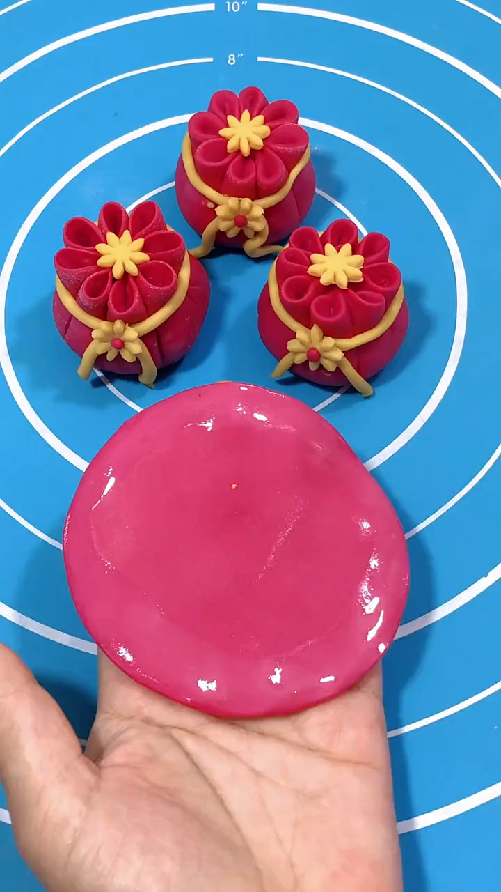 #果蔬卡通包#仙人掌果粉和面做的小包子,你能吃几个.评论区告诉我,给你送家去