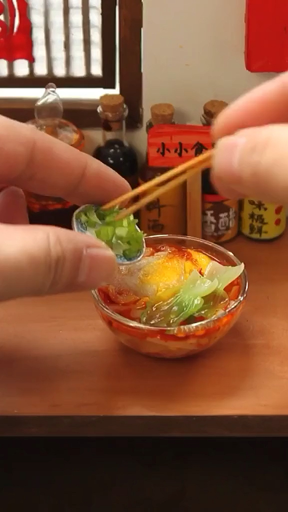 #宅在家里拍照片#鸡蛋拌面条