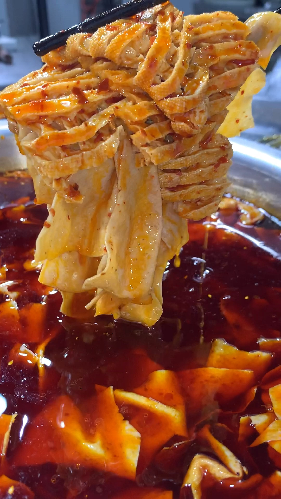 #灌汤烧饼空心的灌汤烧饼,加上鸡汤豆皮豆串,这味儿,绝了!!#空心灌汤烧饼