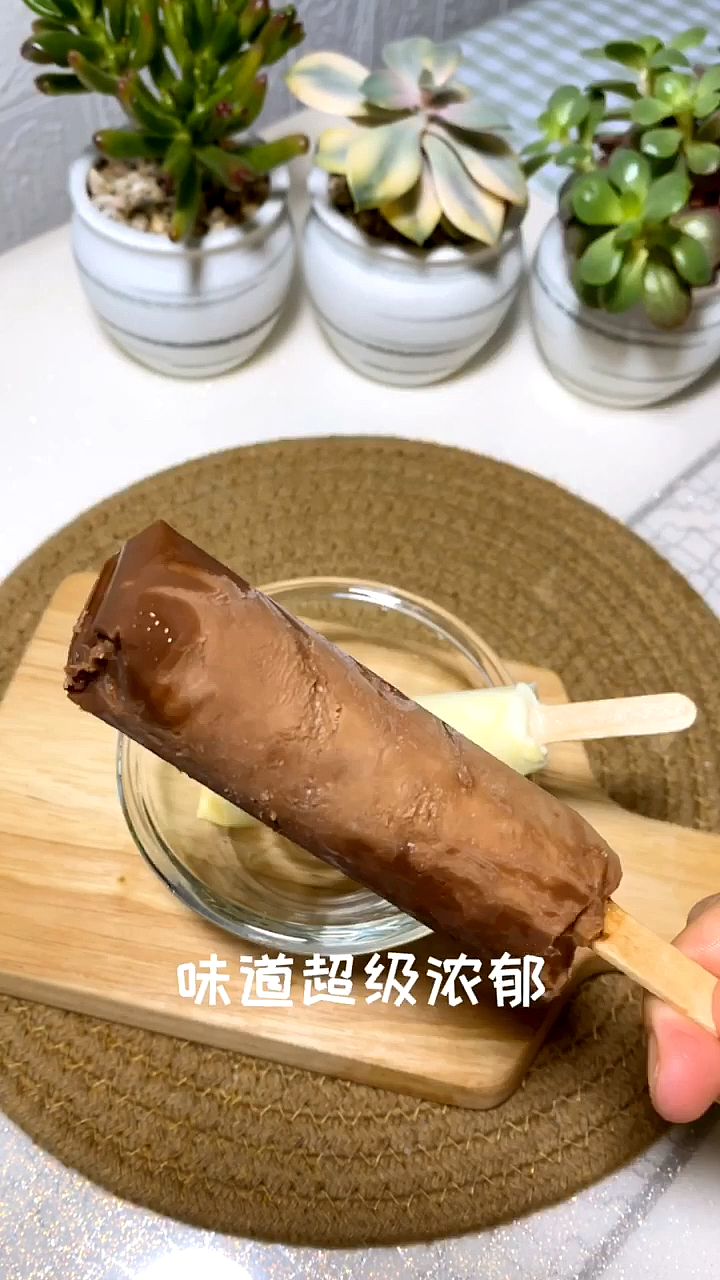 #夏食记#不用模具，就可以做纯正的巧克力雪糕！