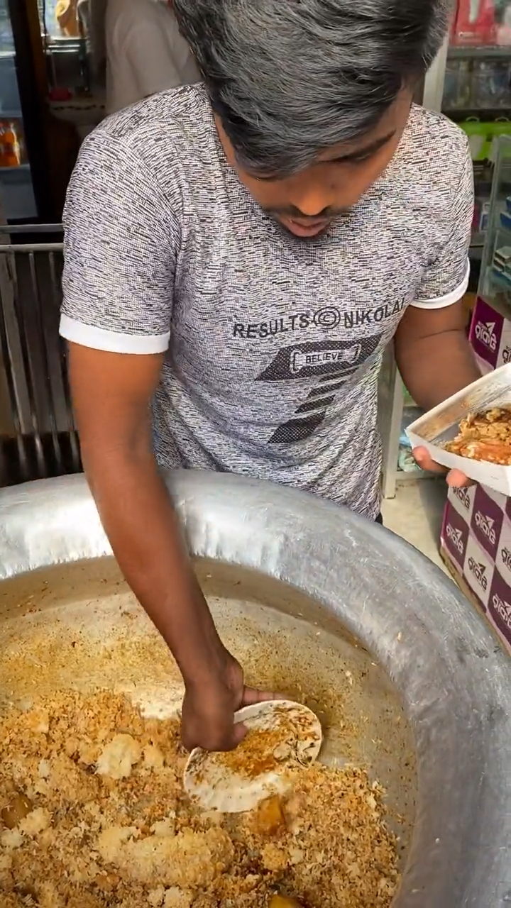 打包炒饭回家吃