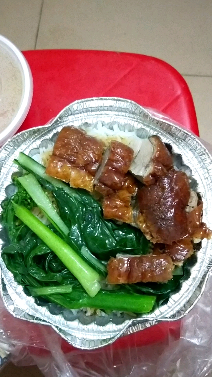 #外卖#今晚吃个脆皮烧鸭饭