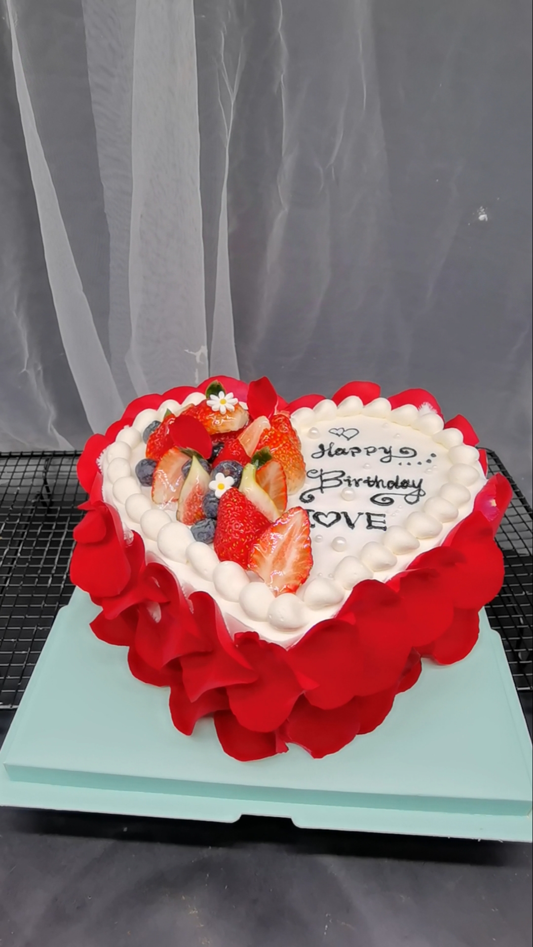 #生日蛋糕#送给女朋友最适合的蛋糕,你喜欢吗?你有女朋友吗?