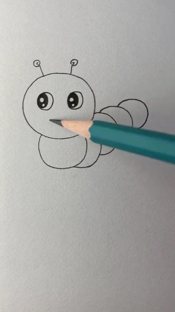 #简笔画#这个可爱蚕宝宝,你一定能学会