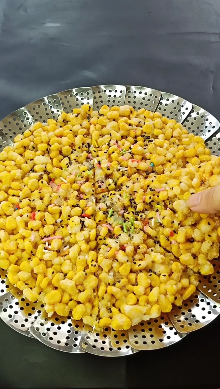 #美食#川味的玉米烙,你知道怎么做吗?我说这是最正宗的会不会被喷?