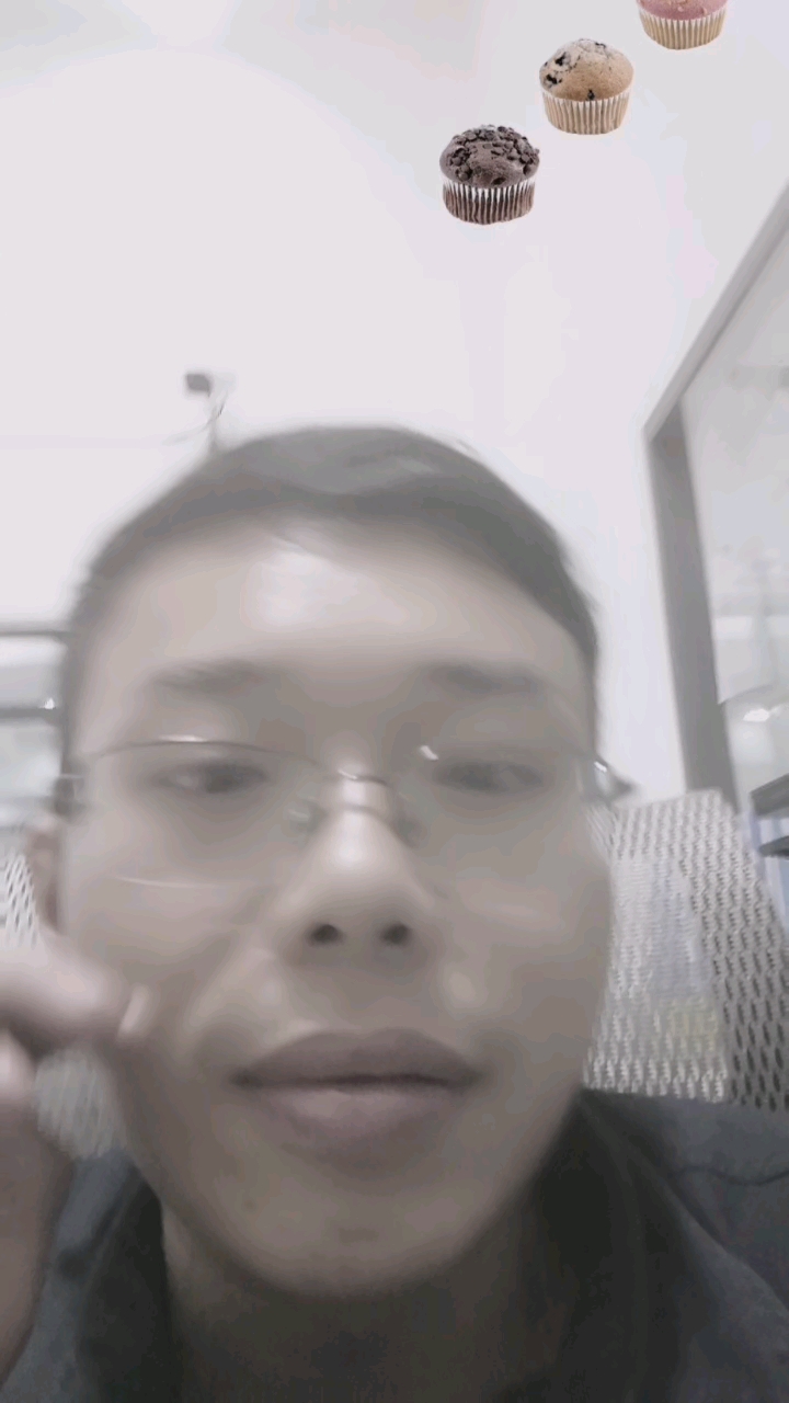 我们一起吃蛋糕