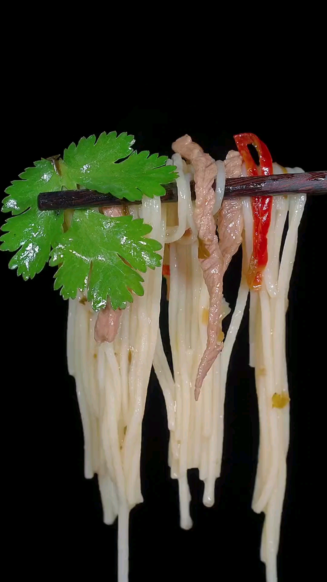 #美食#雪菜肉丝面好吃的做法