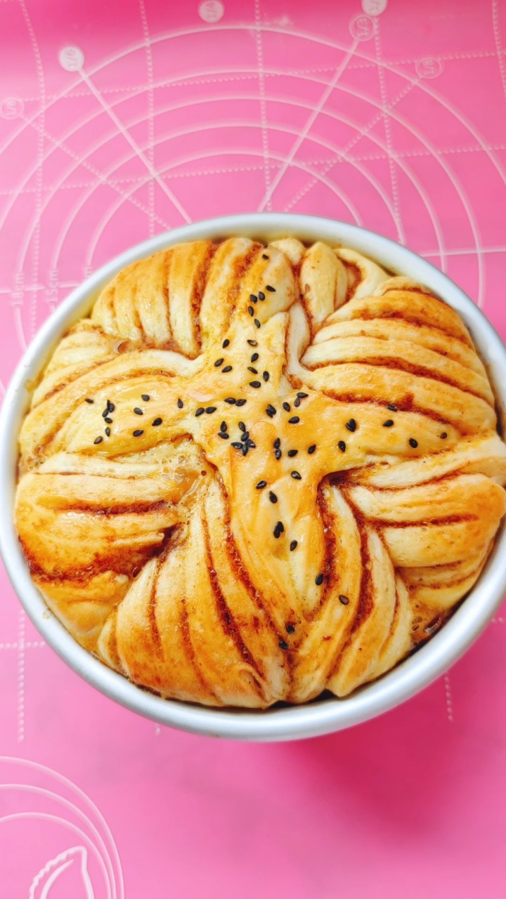 #风味人间#千层豆沙面包