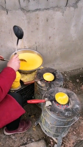 #自制美食#鸡蛋饼烙的很有创意