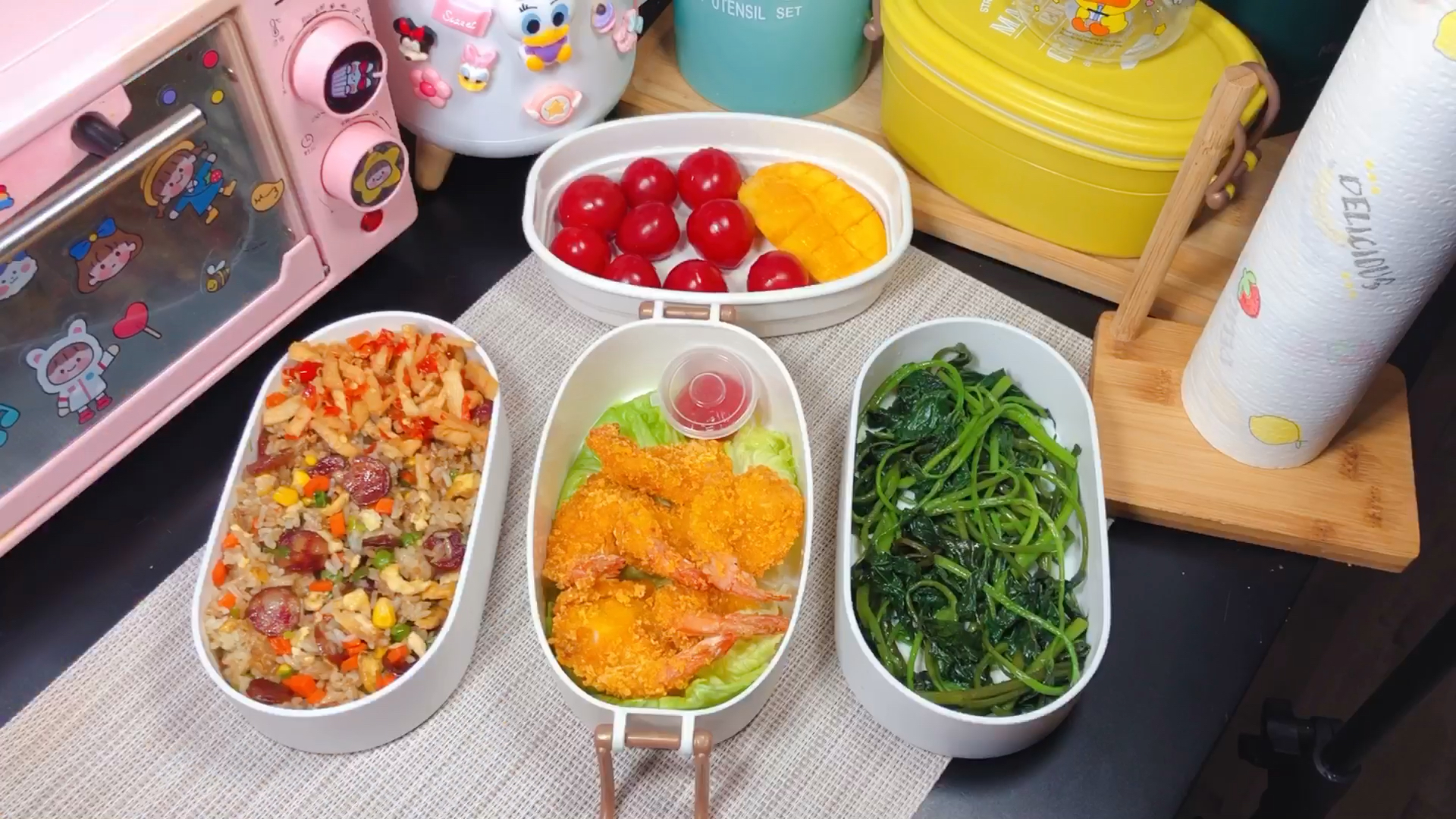 给男朋友送饭第四十三天:腊肠蛋炒饭,脆皮虾,清炒红薯叶