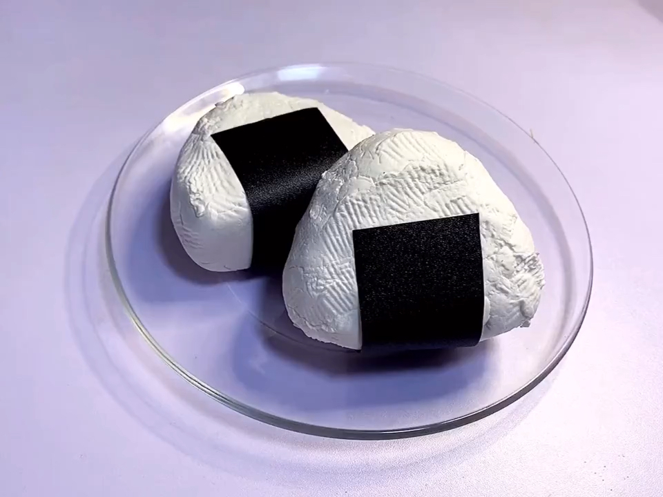 #锅锅#小可爱要的假吃喔～这次是饭团