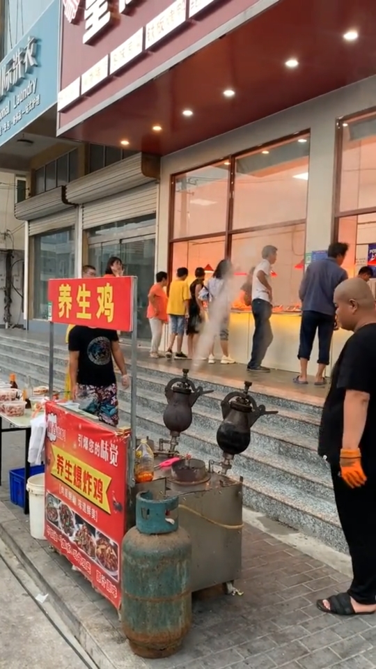 #家乡特色美食#做产品就要有特色,一年就换宝马