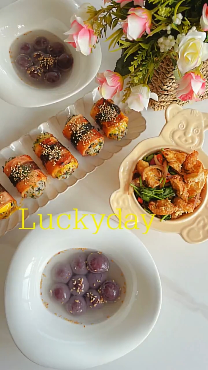 #自制美食#今天做了杰哥最爱的饭团,老少皆宜~
