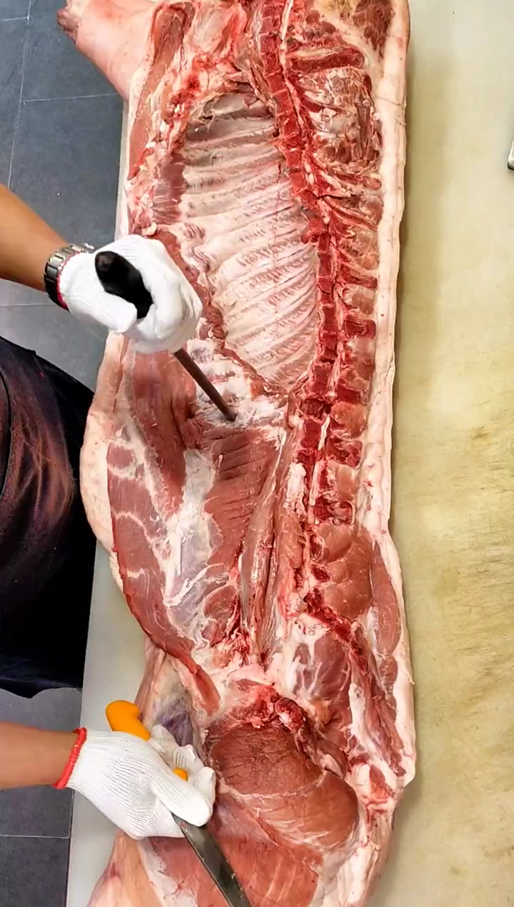 #猪肉#分解半条猪肉,大家看看这个手法怎么样?
