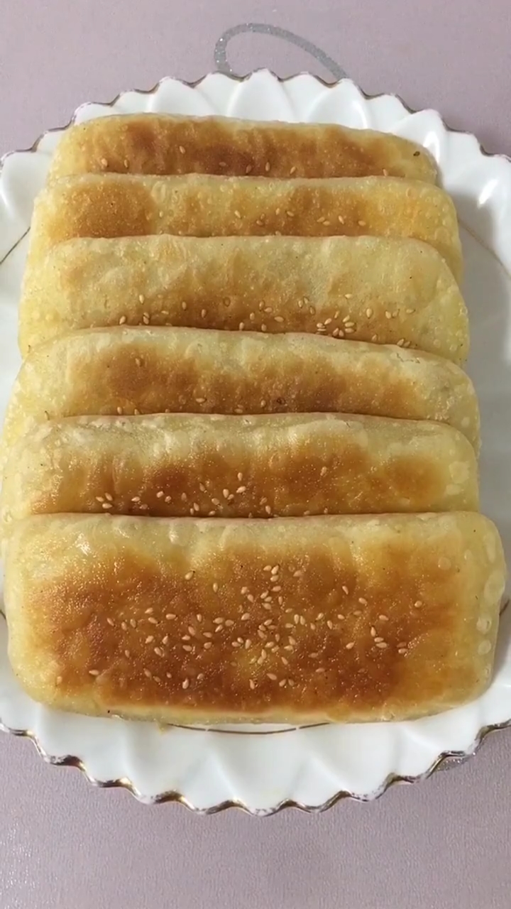 #自制美食#椒盐饼的做法