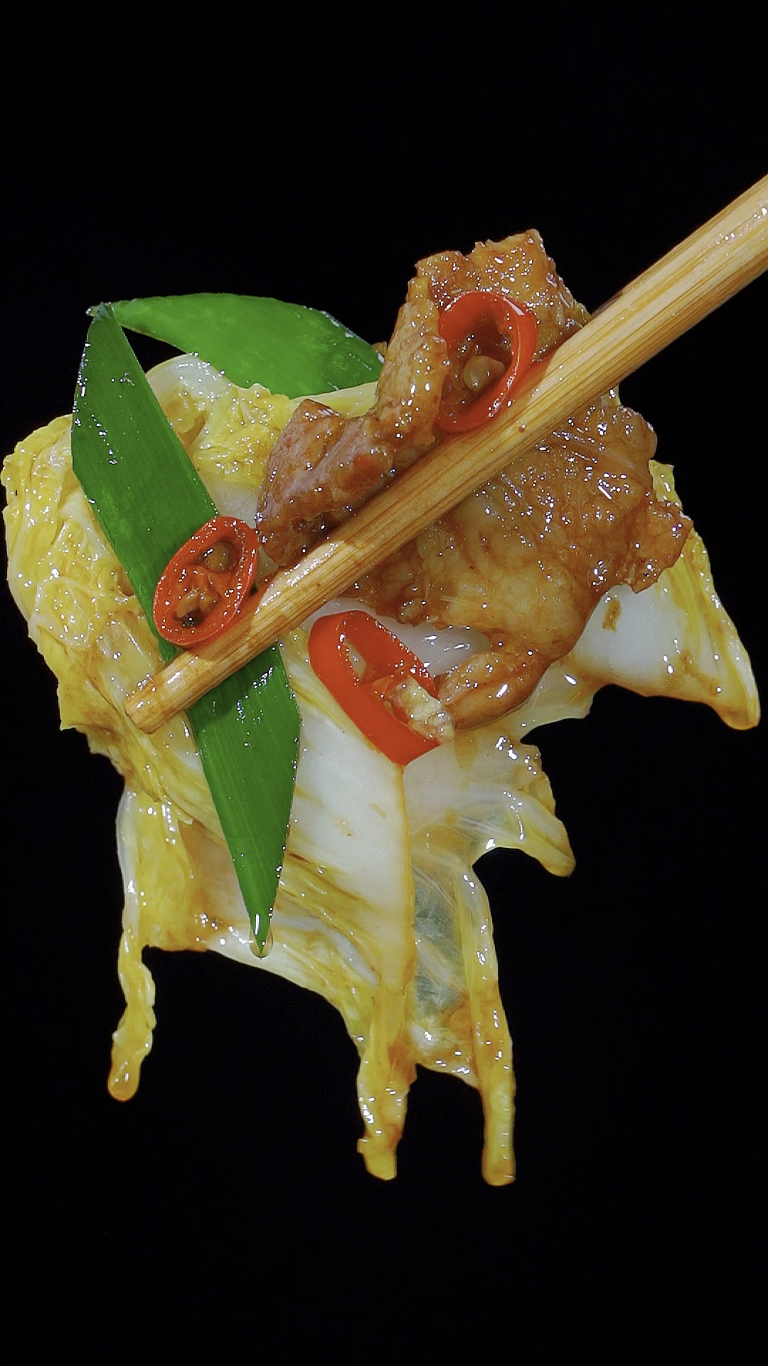 #家常菜#白菜炒肉做法,做法简单好吃又下饭!