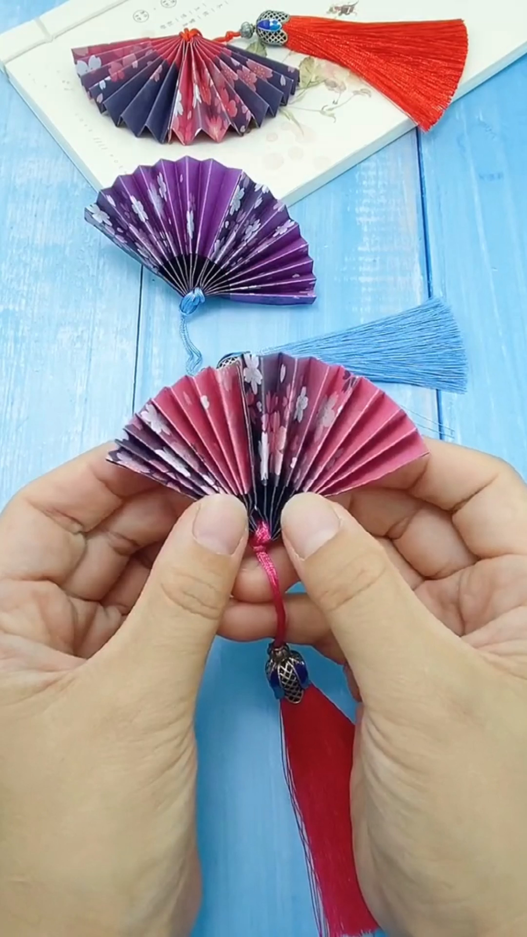 #手工折纸#全网都在做的古风小折扇,我们也来了