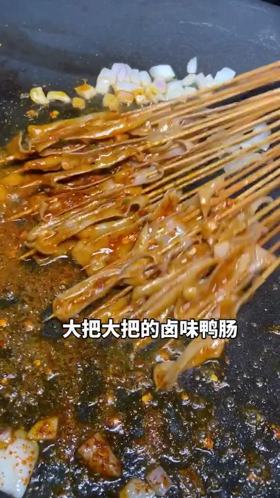 #美食#这家烧烤店也太奇怪了!