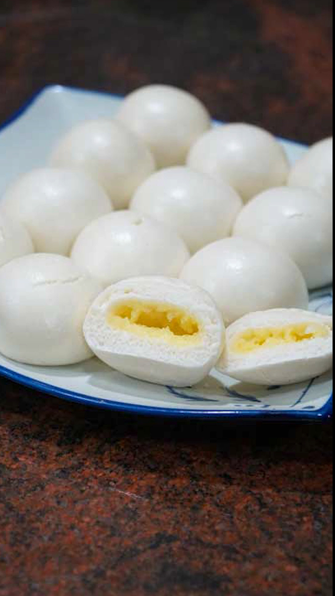 #夏食记#奶黄包就要蒸着吃