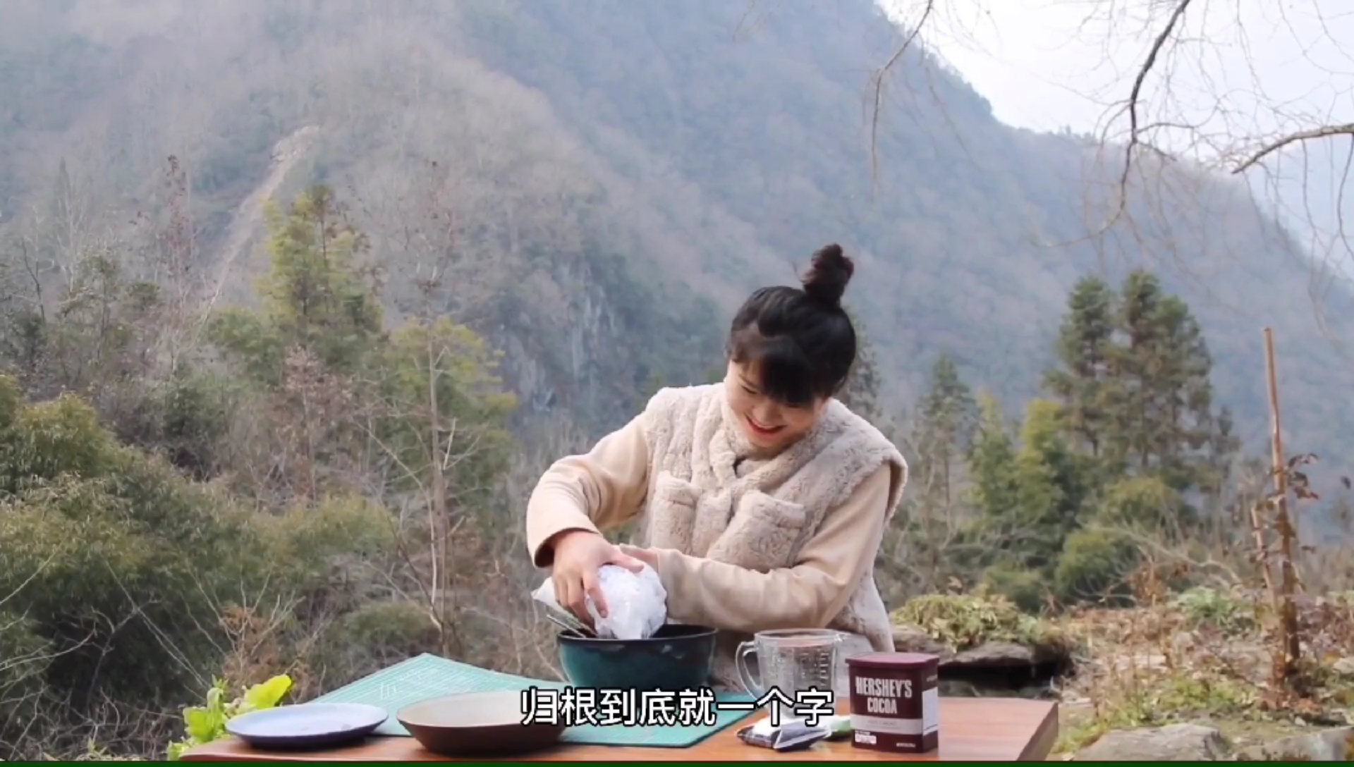 #过好冬天#芝麻红糖馅的汤圆,原味,抹茶味和可可味你喜欢哪一个?(二)