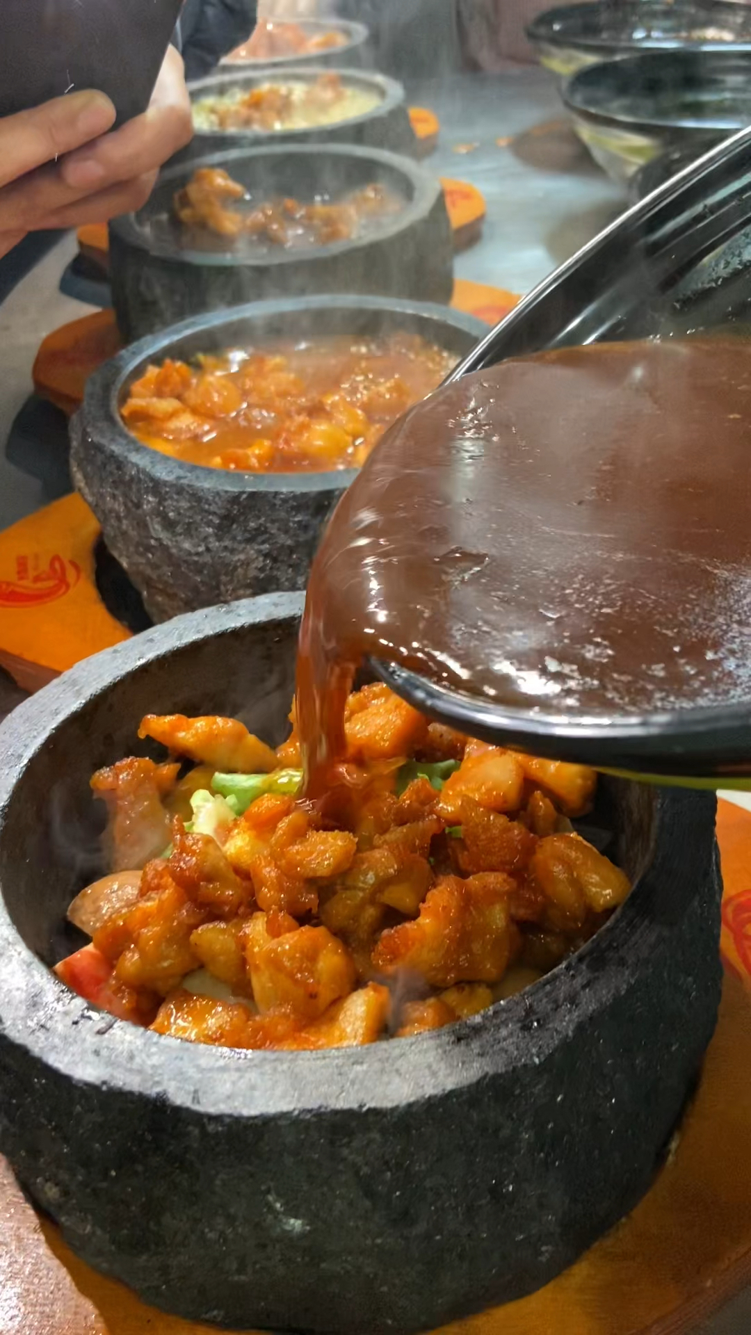 泡泡鸡来了
