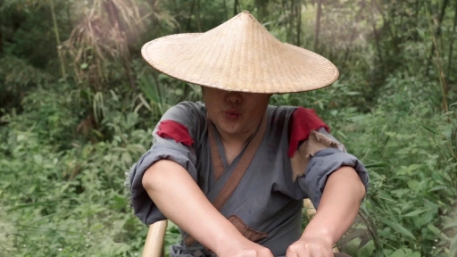 #美食#牛舌还能这样吃？裹上香菜折耳根放火锅里一烫，大口吃着真过瘾！