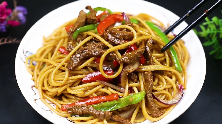 #美食#黑椒牛柳意面