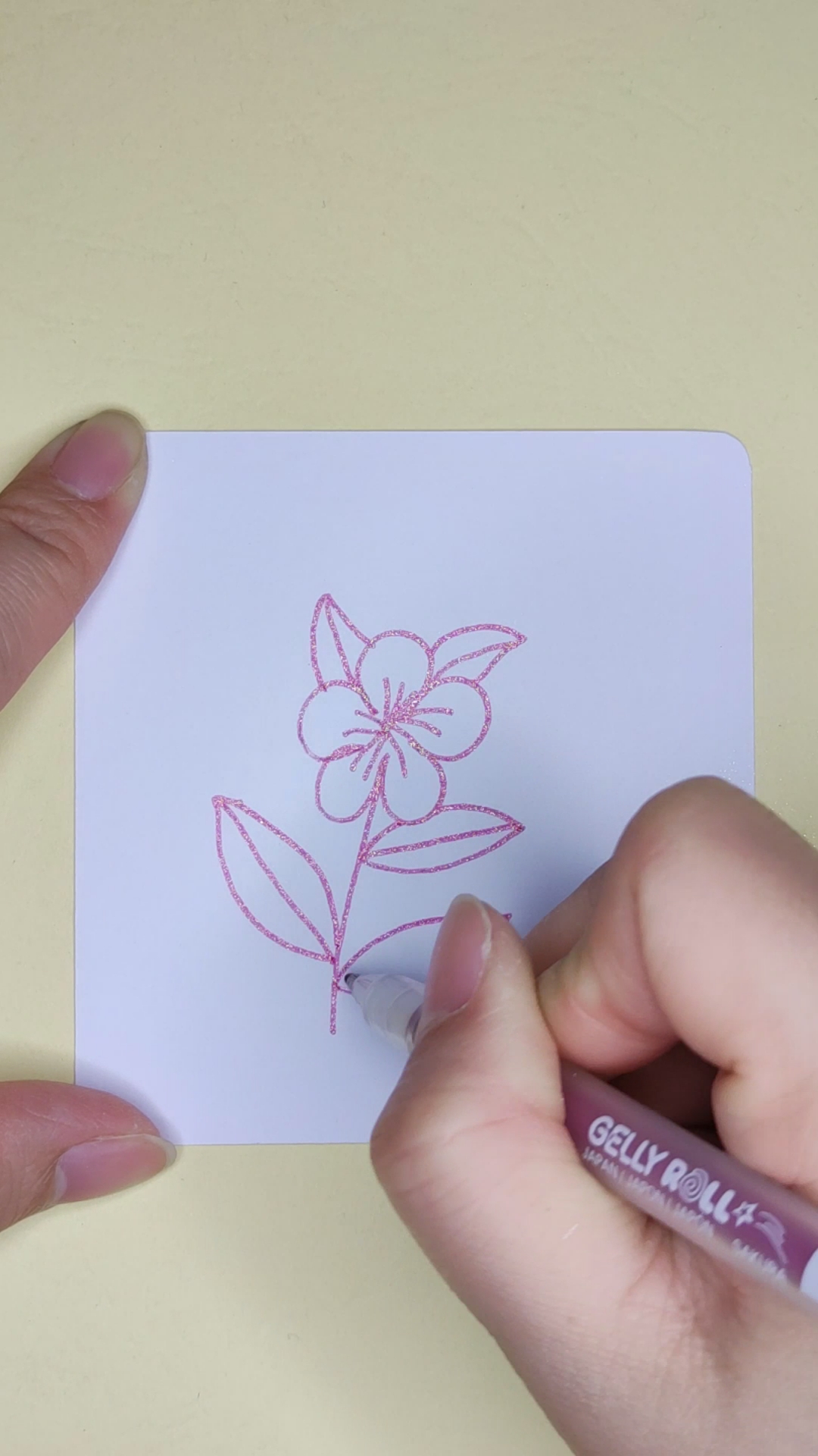 #画画原来如此简单#画一朵小红花送给你#简笔画