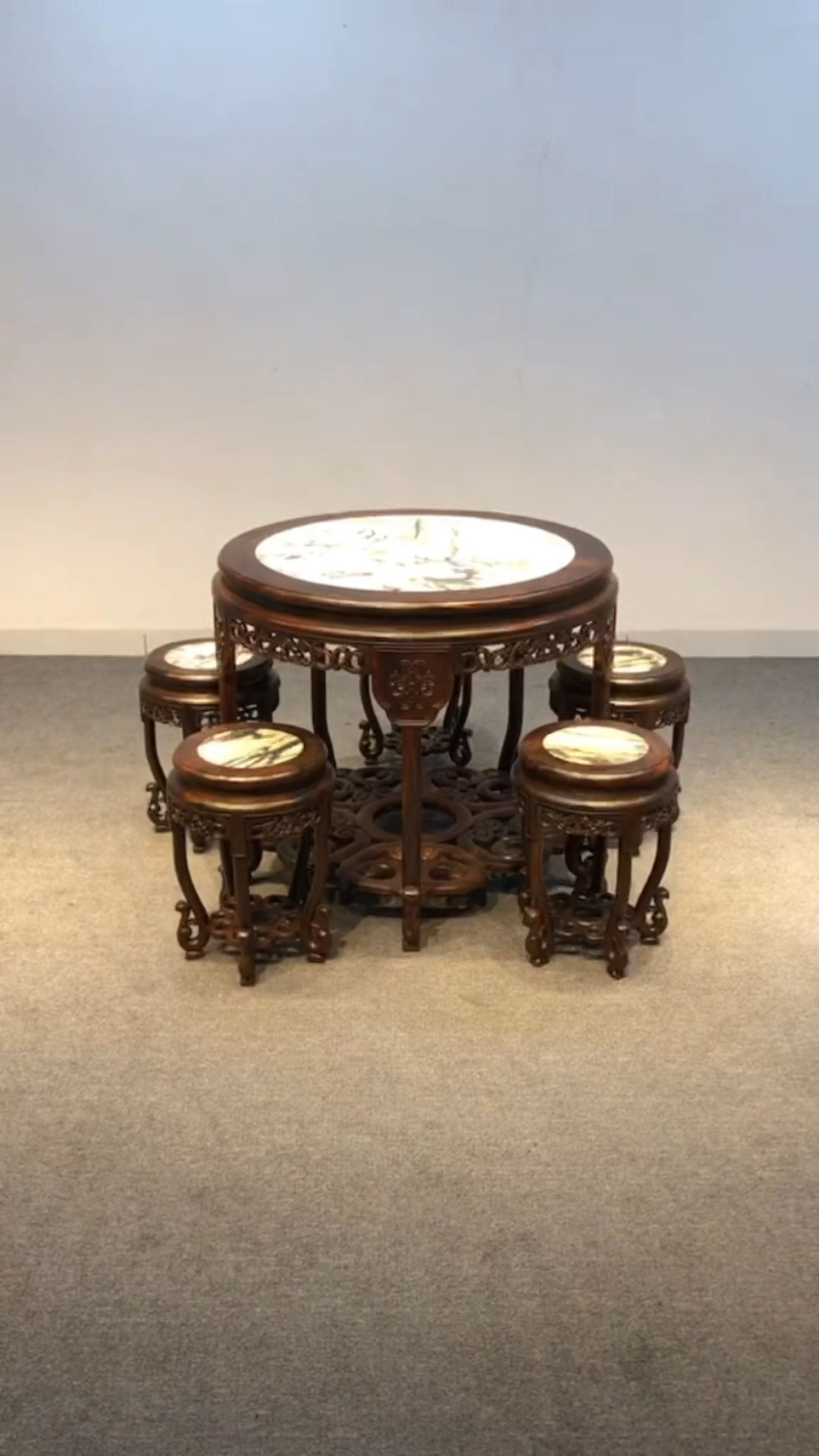 #古典红木家具#五子登科，是中国古典家具传统之一、鼓凳寓意、回家、陪伴、全家团圆、家居之备