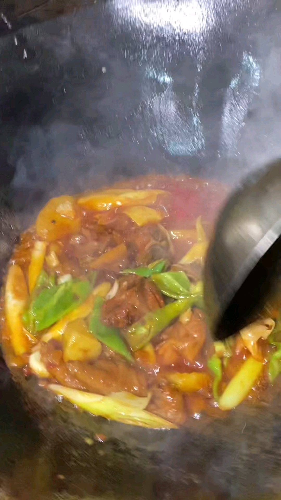 #探店美食#新光天地这家西北菜非常正宗,新疆大盘鸡超好吃