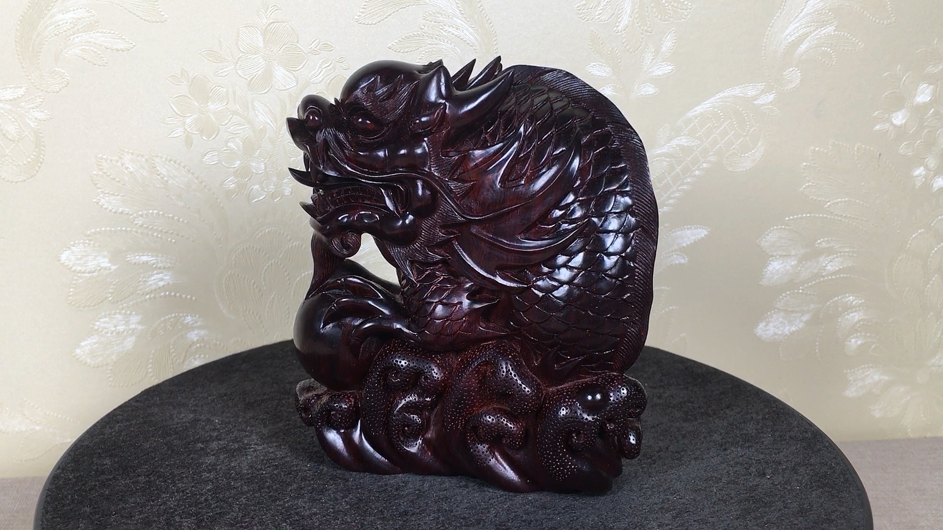 手工木雕鱼化龙