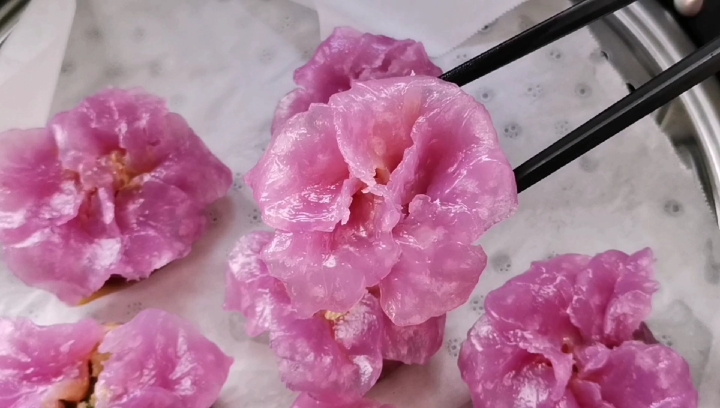 #自制美食#颜值控必备!好看又好吃的花朵水晶蒸饺包教包会!爽滑Q弹!鲜嫩十足!