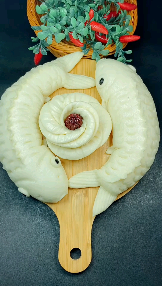 过年蒸大鱼馒头,年年有余大吉大利!